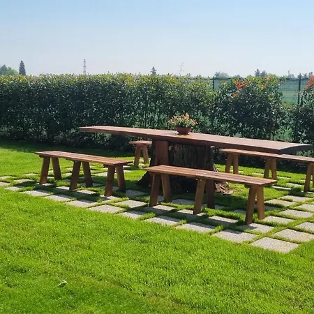 Ai Tigli Hotel Langhirano